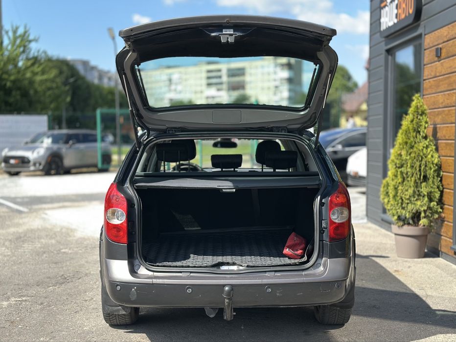 RENAULT LAGUNA 2005 року, 1.9 дизель, механіка, передній привід.