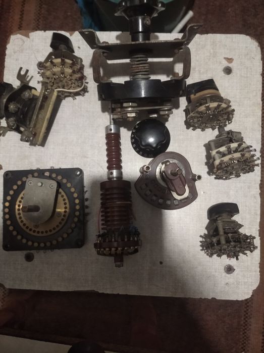 Продам перемикачі різні