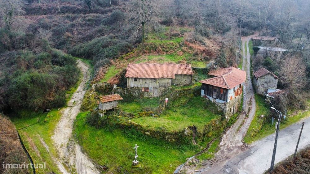 Moradia T3 para venda — Serzedelo, Braga