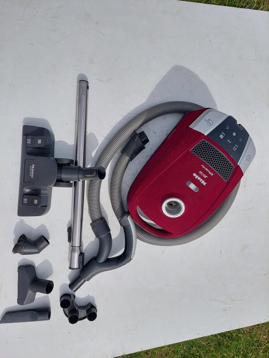 Odkurzacz miele s6 1200W z pilotem