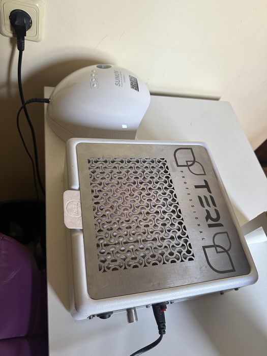 Педикюрне крісло/стіл/тележка/лампа/витяжка/сухожар