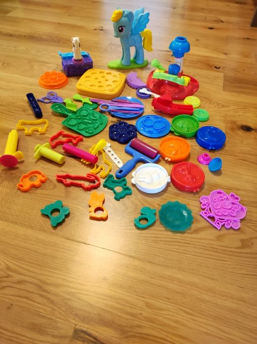 Zestaw Play-Doh pizza, ciastka ,unicorn i różne inne