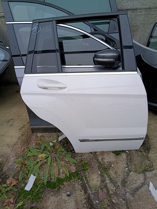 Mercedes GLK drzwi prawe lewe przód tył