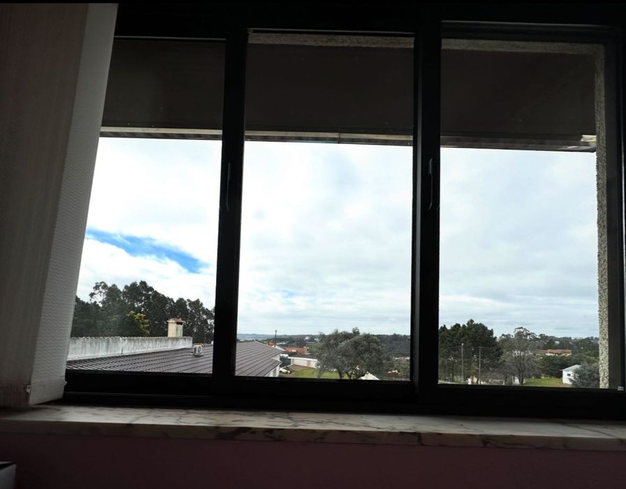 Janela em alumínio vidro duplo