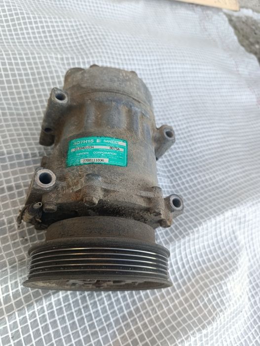Рено Лагуна 1  1.6 1.8 2.0i компрессор кондиционера Renault Laguna 1