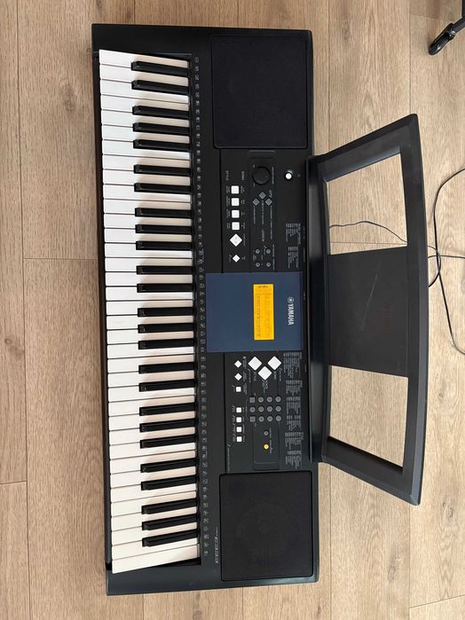 Keyboard Yamaha PSR E333