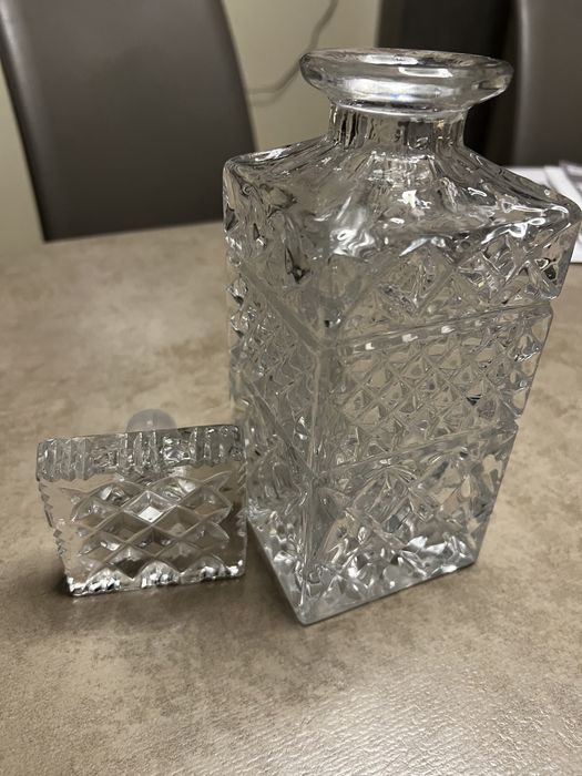 Ємність для віскі