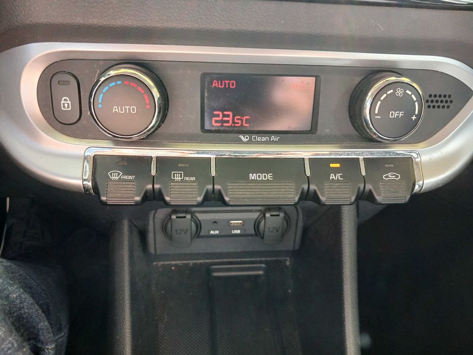 Kia Rio 1.2 Gasolina 5 lugares