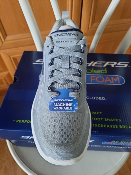 Nowe buty męskie Skechers rozmiar 42