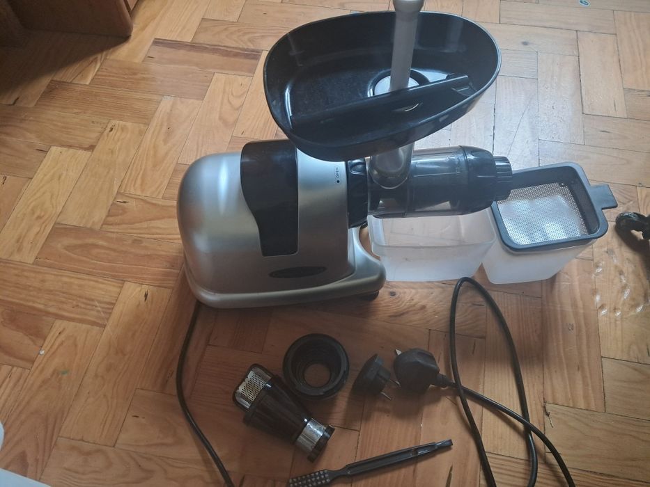 Juice omega 3 - máquina de sumo, estracão a frio