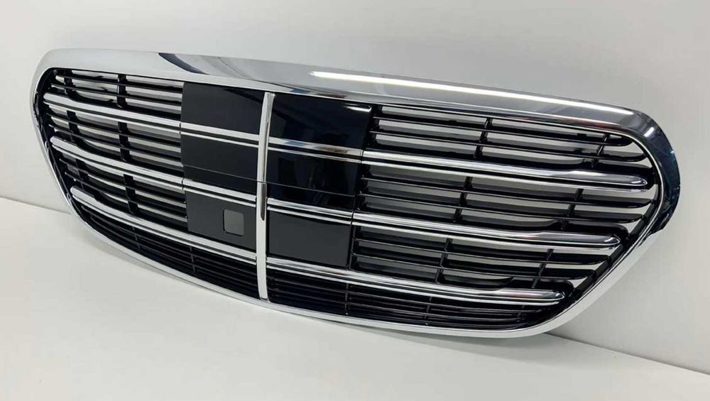 Mercedes-Benz S 223 A2238804100 решітка радіатора