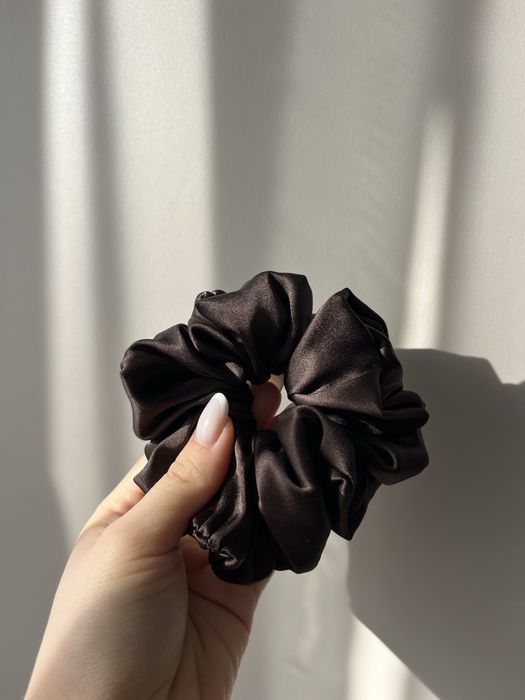 Jedwabna duża scrunchie handmade