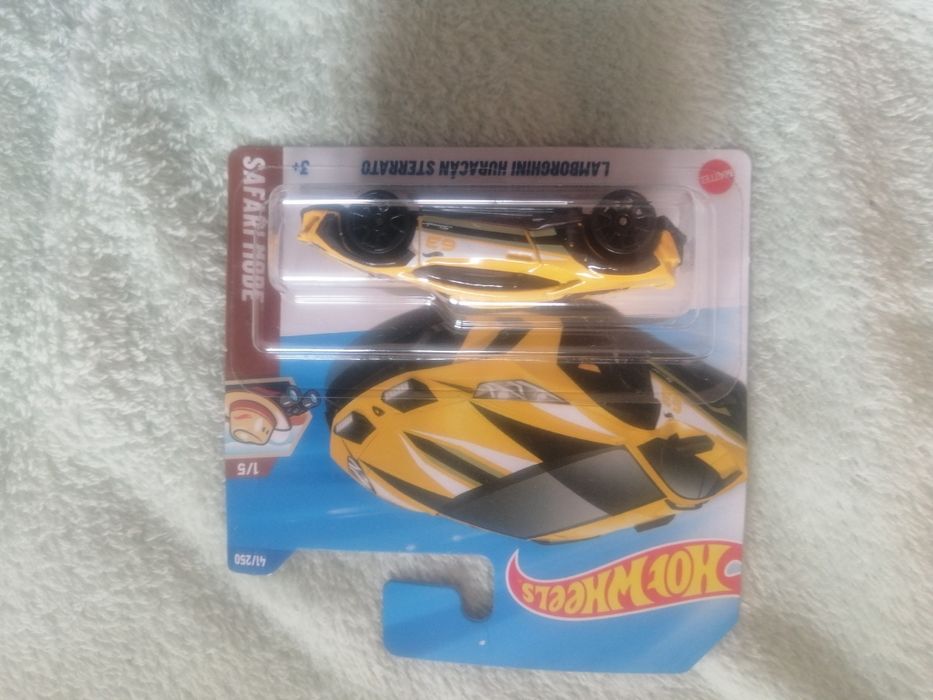 Lamborghini Huracan Sterrato Hot Wheels