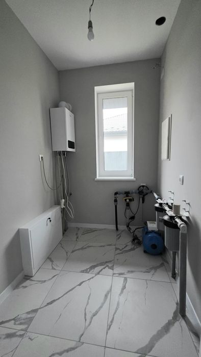 ГАЗ!! ЦЕНТР!!! БУДИНОК 115 кв.м.на 6 сотках з РЕМОНТОМ