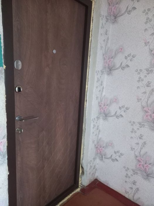 Продам 1 кімнатну квартиру