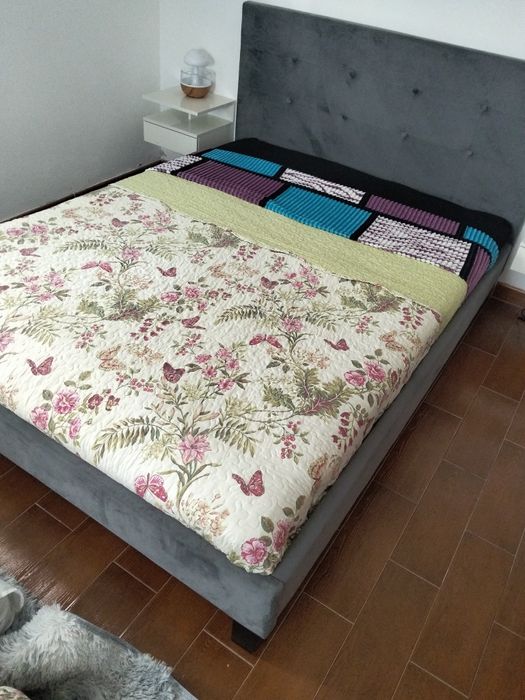Vendo cama de casal
