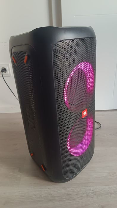 JBL partybox 100