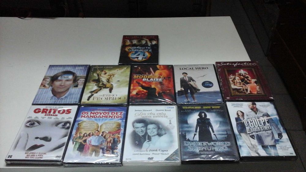 Vendo 41 Filmes DVD ,alguns por estriar vários temas .