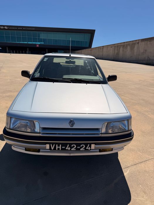 Renault 21 Classico