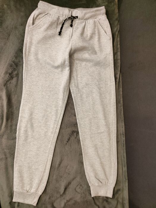 Spodnie dresowe Sinsay rozm 158
