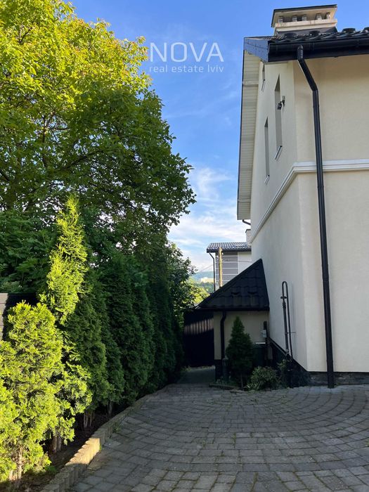 Продаж затишного будинку 274 м в м. Трускавець на вул. Лесі Українки