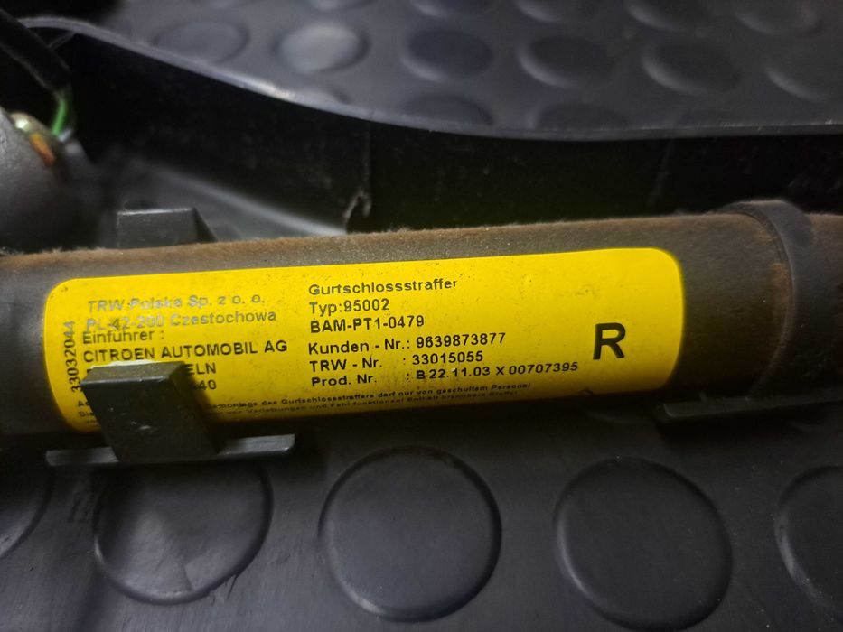 Zapinka pasa przód PRAWA Citroen C3 I (02-09)