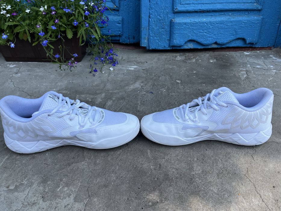 Баскетбольні кросівки Puma MB.01 Lo "Triple White" (Оригінал)