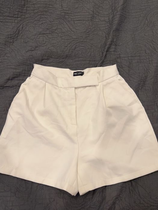 Костмюмні шорти бренду Must Have