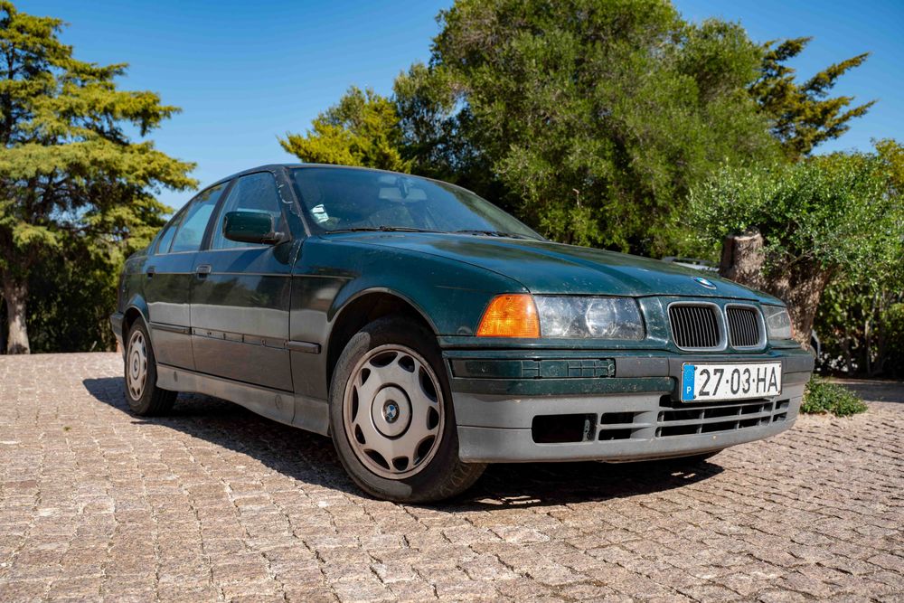 BMW 325td (E36) Sedan 1994 – 2.5 Turbodiesel – Sem ferrugem — photo 2