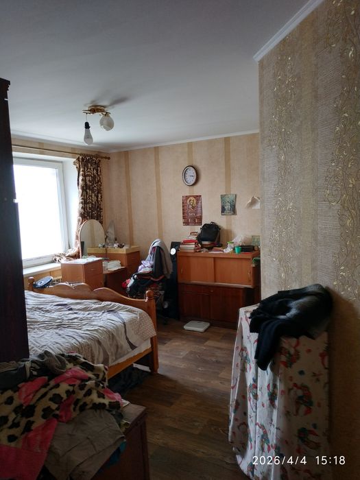 Продам будинок  неподалік від річки  с.Дінець.