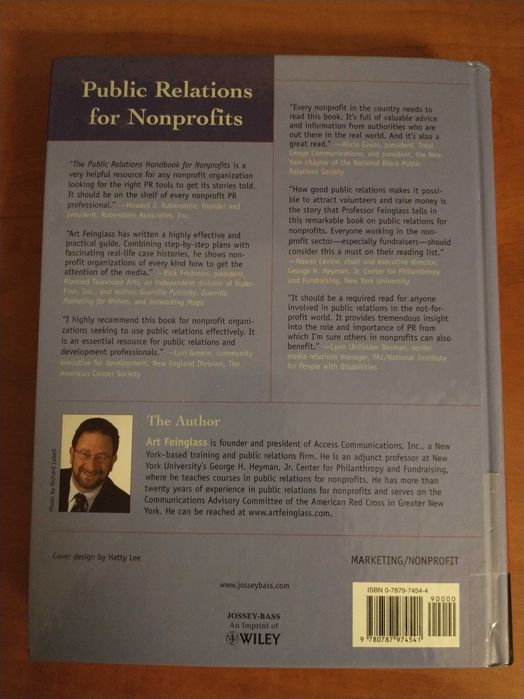 Livro Art Feinglass - The Public Relations Handbook for Nonprofits