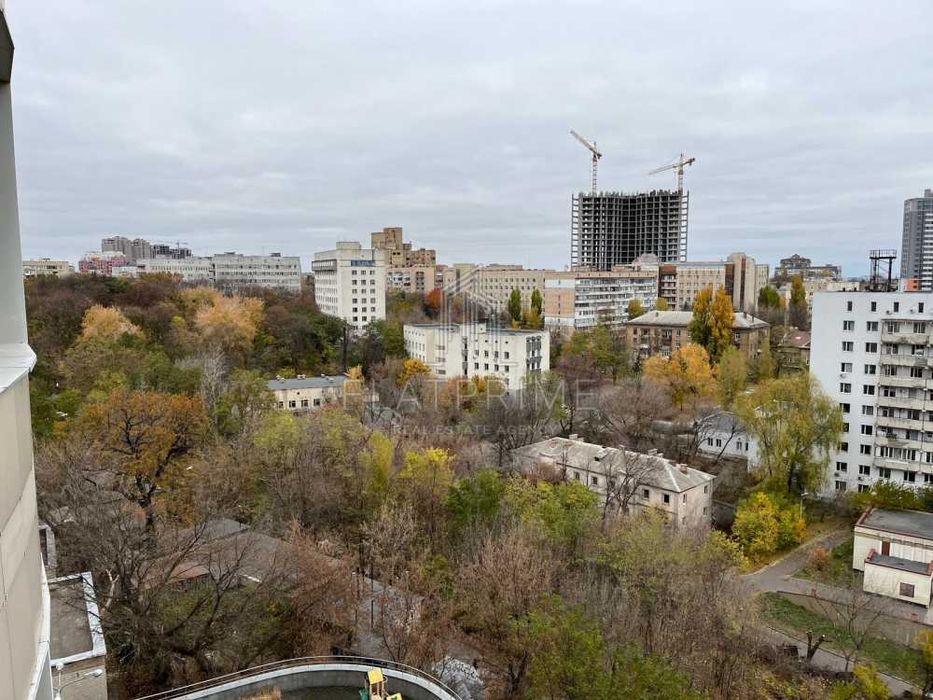 Продаж квартири в Жк бізнес класу Парус на лук'янівці