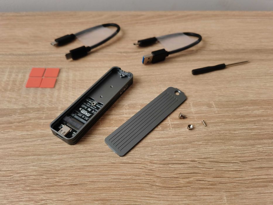 NVMe карман JMicron для внешнего m.2 SSD диска Type-C 3.2 gen2 (10 Gbit/s)