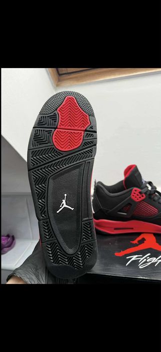 Air Jordan 4 Retro – czarno-czerwone | EU 45