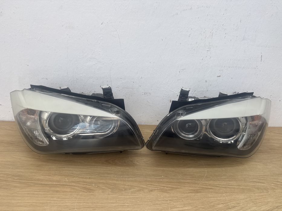 Lampy przednie BMW X1 E84 przedlift  BI XENON  Komplet
