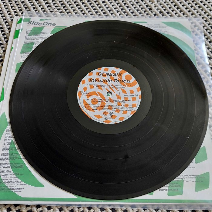 Disco vinil LP Genesis - Invisible Touch