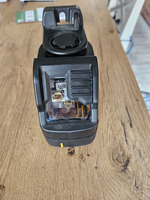 Laserkrzyżowy marki DeWALT (seria DW088),