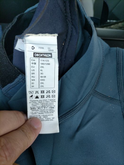 Short Surf nunca usado tamanho 2XL 2-2