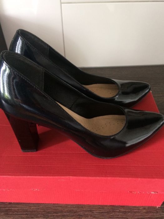 Buty damskie lakierowane
