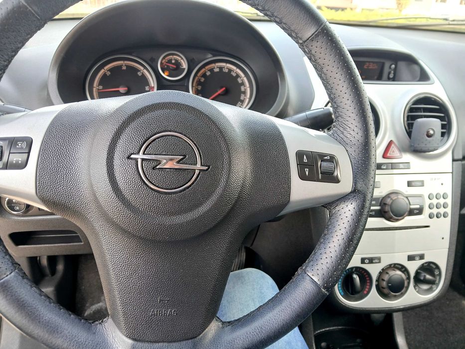 Opel corsa 1.3 cdti