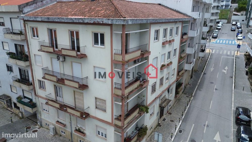 Apartamento T6 - Leiria