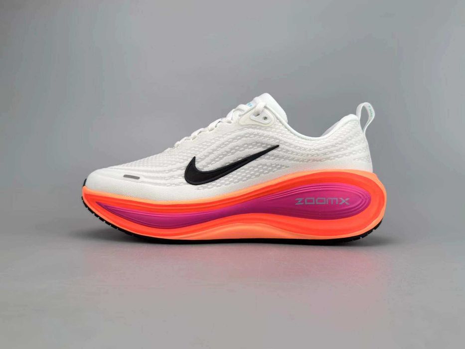 Nike Vomero Plus R.36