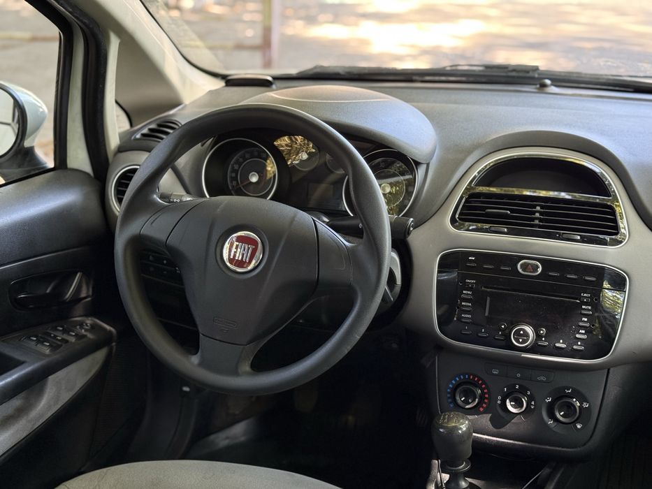 Fiat Linea 2013 рік 1.4 газ/бензин