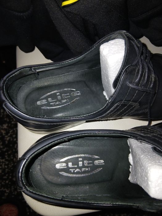 Buty ze skóry naturalnej tozmiar 43