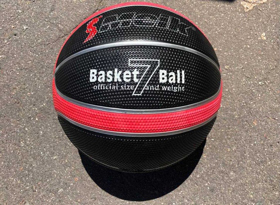 М'яч баскетбольний 7 розмiр в стилi Spalding NBA Chicago Bulls