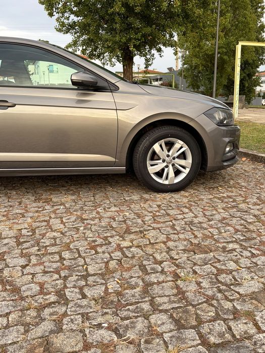 VW Polo 1.0 TSI Confortline 95cv foto 4