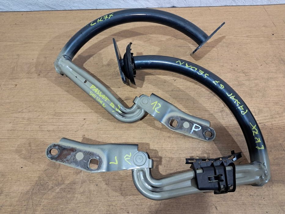 Zawias zawiasy klapy bagażnika 2szt prawy lewy VW Passat B7 sedan LK7X