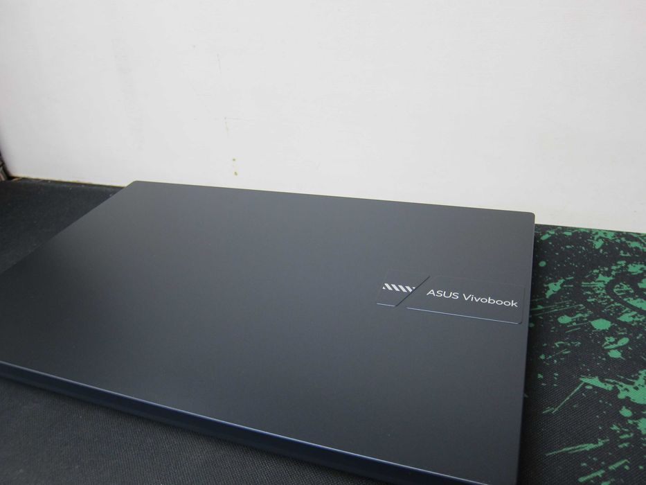 AsusVivoBook F1504/Intel Core 5 120U 5.00gz /Ram 16 gb/Батарея до 10 ч