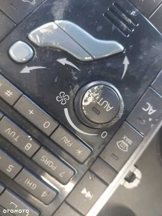 Panel sterowania nawiewem multimedialny volvo xc60 Rline