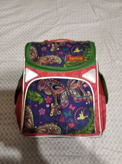 Продаю школьный рюкзак